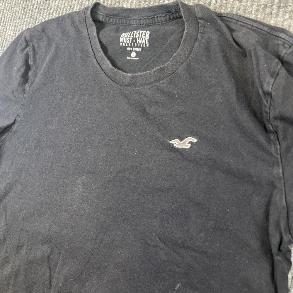 Hollister Must-Have Men S Black Short Sleeve Henley Shirt logo ECU‎